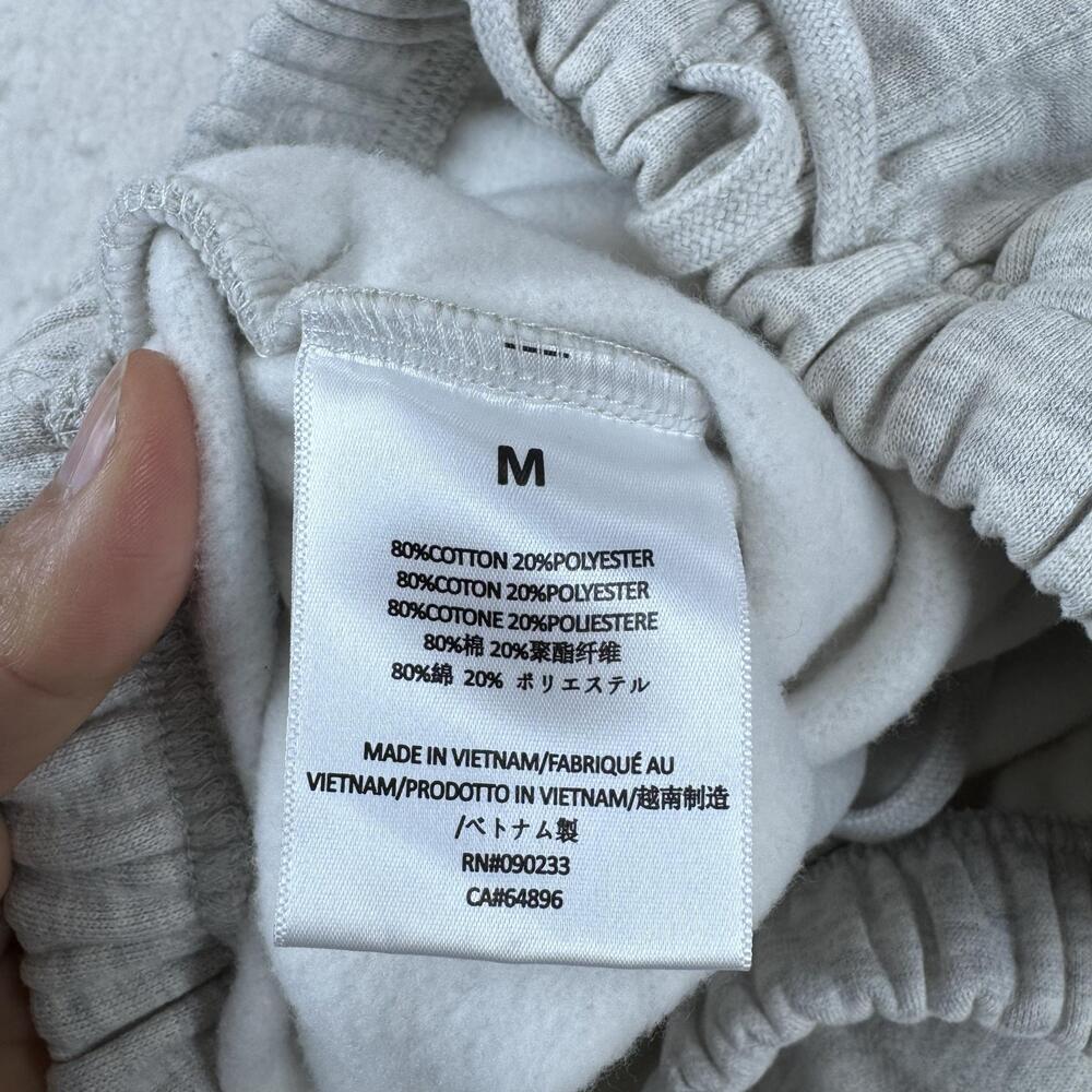 Fear Of God Essentials Shorts Mens Size M Gray Fleece Sweat Elastic Waist Logo - Picture 6 of 7